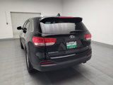 Used 2018 Kia Sorento LX image 6