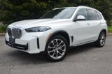 Used 2025 BMW X5 sDrive40i w/ Climate Comfort Package image 5