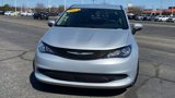 Used 2023 Chrysler Voyager LX image 3