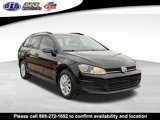 Used 2016 Volkswagen Golf S image 1