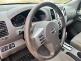 Used 2019 Nissan Frontier SV image 3