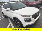 Used 2021 Hyundai Venue SEL image 2