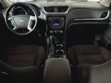 Used 2017 Chevrolet Traverse LT image 3