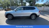 Used 2019 Volkswagen Tiguan SE w/ Panoramic Sunroof Package image 6