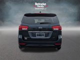 Used 2017 Kia Sedona LX image 6