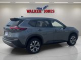 Used 2023 Nissan Rogue SV image 3