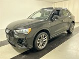 Used 2022 Audi Q3 2.0T Premium w/ Black Optic Sport Package image 5