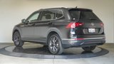 Used 2022 Volkswagen Tiguan SE image 2