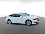 Used 2024 Chevrolet Malibu LT image 2