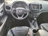 Used 2019 Jeep Cherokee Latitude Plus w/ Comfort/Convenience Group image 2