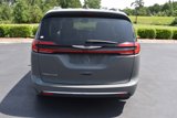 Used 2021 Chrysler Pacifica Touring-L image 2