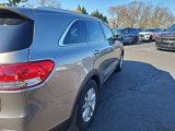 Used 2018 Kia Sorento LX image 5