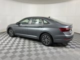 Used 2020 Volkswagen Jetta SE w/ SE Cold Weather Package image 4