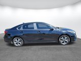 Used 2021 Kia Forte LXS image 2