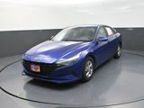 Used 2021 Hyundai Elantra SE image 3