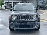 Used 2016 Jeep Renegade Latitude image 2