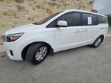 Used 2017 Kia Sedona L image 2