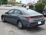 Used 2024 Hyundai Elantra SE image 4