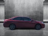 Used 2017 Toyota Camry SE image 4