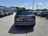 Used 2022 Volkswagen Tiguan SE R-Line image 5