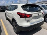 Used 2018 Nissan Rogue Sport SL image 4