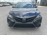 Used 2020 Toyota Camry SE image 2