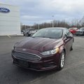 Used 2017 Ford Fusion SE image 3