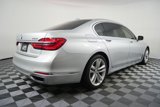 Used 2017 BMW 750i image 3