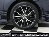 Used 2022 Toyota Camry SE image 3