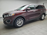 Used 2016 Kia Sorento LX image 2