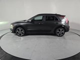 Used 2024 Kia Niro SX Touring image 2
