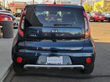 Used 2017 Kia Soul + image 3