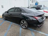 Used 2022 Hyundai Elantra Limited image 3