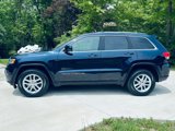 Used 2017 Jeep Grand Cherokee Laredo w/ Quick Order Package 23E image 2