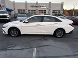 Used 2024 Hyundai Elantra SEL image 4