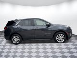 Used 2023 Chevrolet Equinox LT image 2