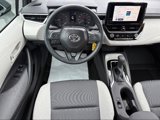 Used 2025 Toyota Corolla LE image 4