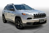 Used 2017 Jeep Cherokee Sport image 2