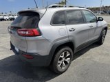 Used 2018 Jeep Cherokee Trailhawk image 6