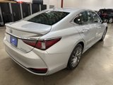 Used 2020 Lexus ES 300h w/ Luxury Package image 5
