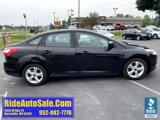 Used 2014 Ford Focus SE w/ SE Winter Package image 4