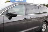 Used 2022 Chrysler Voyager LX image 5