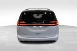 Used 2021 Chrysler Pacifica Touring w/ Uconnect Theater Family Group image 5