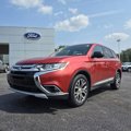 Used 2018 Mitsubishi Outlander SE image 2