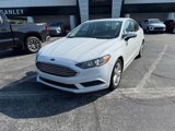 Used 2018 Ford Fusion SE w/ Fusion SE Technology Package image 3