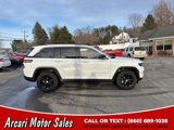 Used 2022 Jeep Grand Cherokee Limited image 6