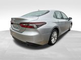 Used 2022 Toyota Camry LE image 4