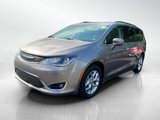 Used 2018 Chrysler Pacifica Touring Plus w/ Tire & Wheel Group image 2