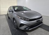 Used 2022 Kia Forte LXS w/ LXS Technology Package image 3
