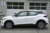 Used 2023 Nissan Kicks SV image 3